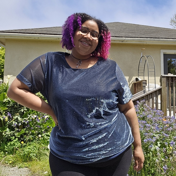 SOLD OUT 💎 Kathie Lee Metallic Blue Blouse 💎 - Picture 3 of 9